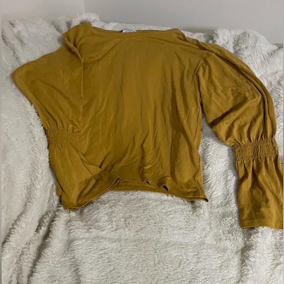 Mustard Yellow Top - Picture 3 of 5